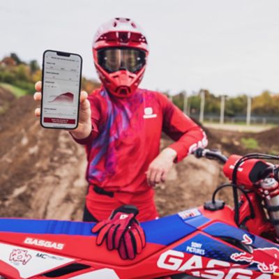 NEW CONNECTIVITY UNIT OFFROAD AND GASGAS+ APP TO CHANGE THE WAY YOU RIDE AND SET UP YOUR GASGAS DIRT BIKE